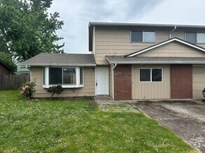 Building Photo - Unique 4 bed 1 1/2 bath duplex in Springfi...