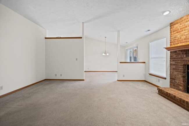 Building Photo - 116 N Furlong Dr