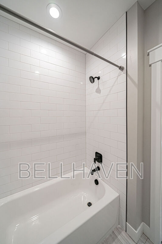 Building Photo - 1483 Fremont Ave