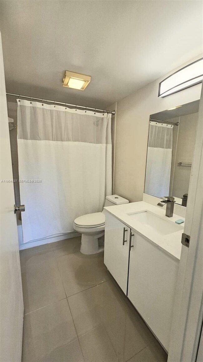 Building Photo - 1401 SW 128th Terrace