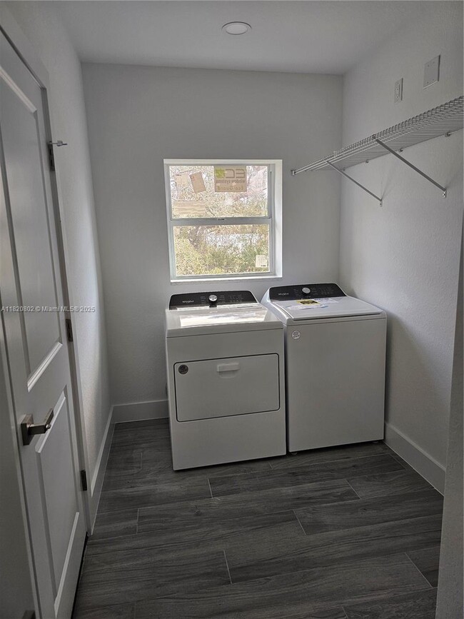Building Photo - 21475 Argosy Ave