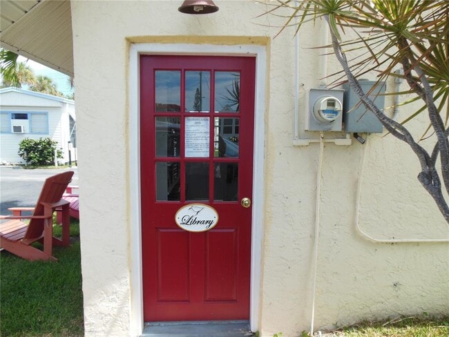 Building Photo - 2601 Gulf Dr N