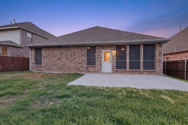 Building Photo - 3312 Glen Crest Ln