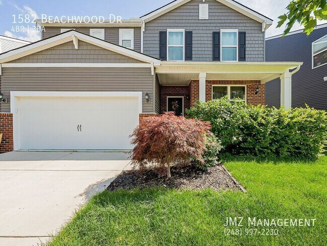 Building Photo - 1582 Beachwood Dr