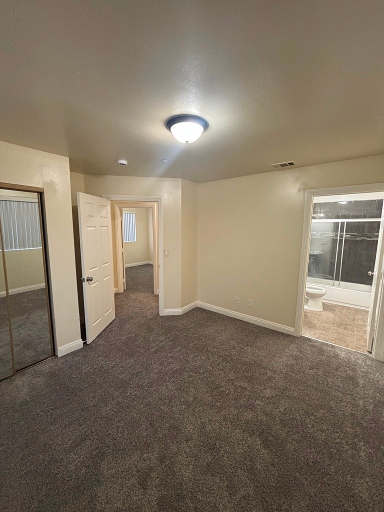 Building Photo - 160 W 52nd St