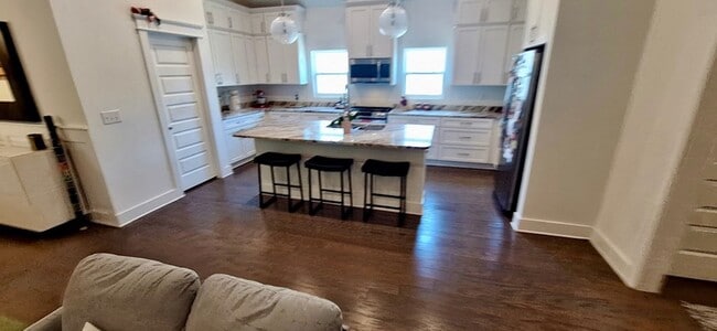 Building Photo - 130 Gulf Coast Cir