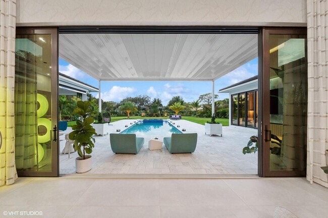 Building Photo - 8533 N Native Dancer Rd