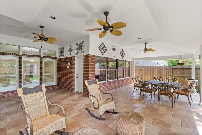 Building Photo - 4503 Summer Lakes