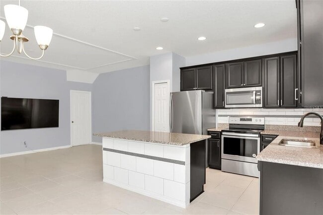 Building Photo - 1225 Countrymen Ct