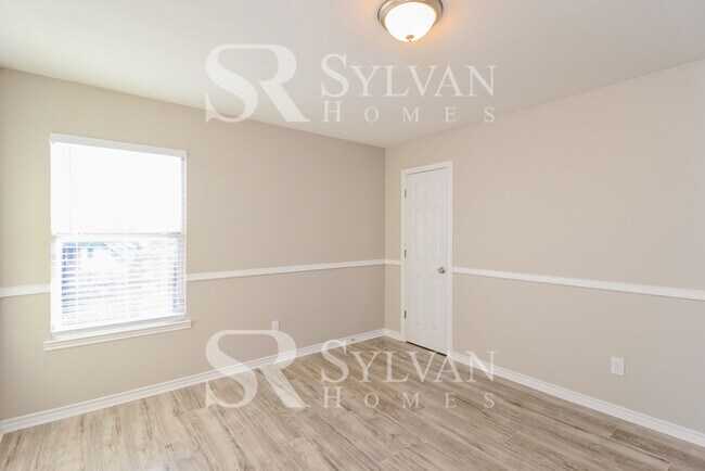Building Photo - The Lifestyle You Deserve.