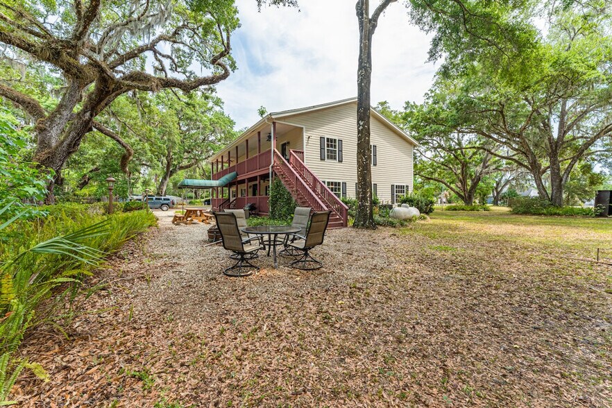 Building Photo - 8551 W Miss Maggie Dr