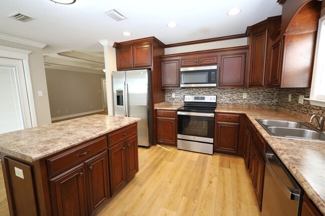 Building Photo - 4161 Willow Round Rd