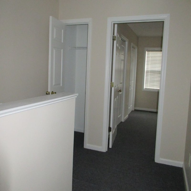 Building Photo - 3959 Sterling Pointe Dr