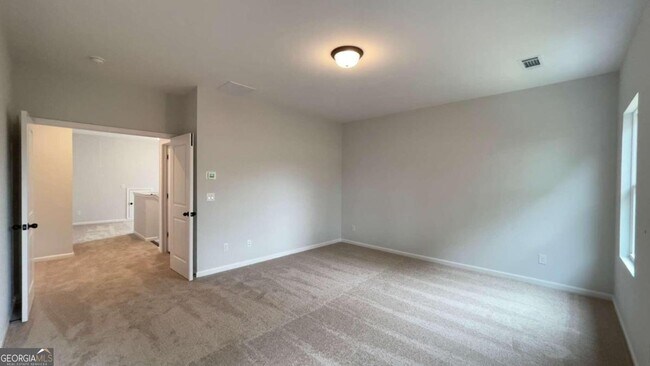 Building Photo - 2245 Whistler Wy NE