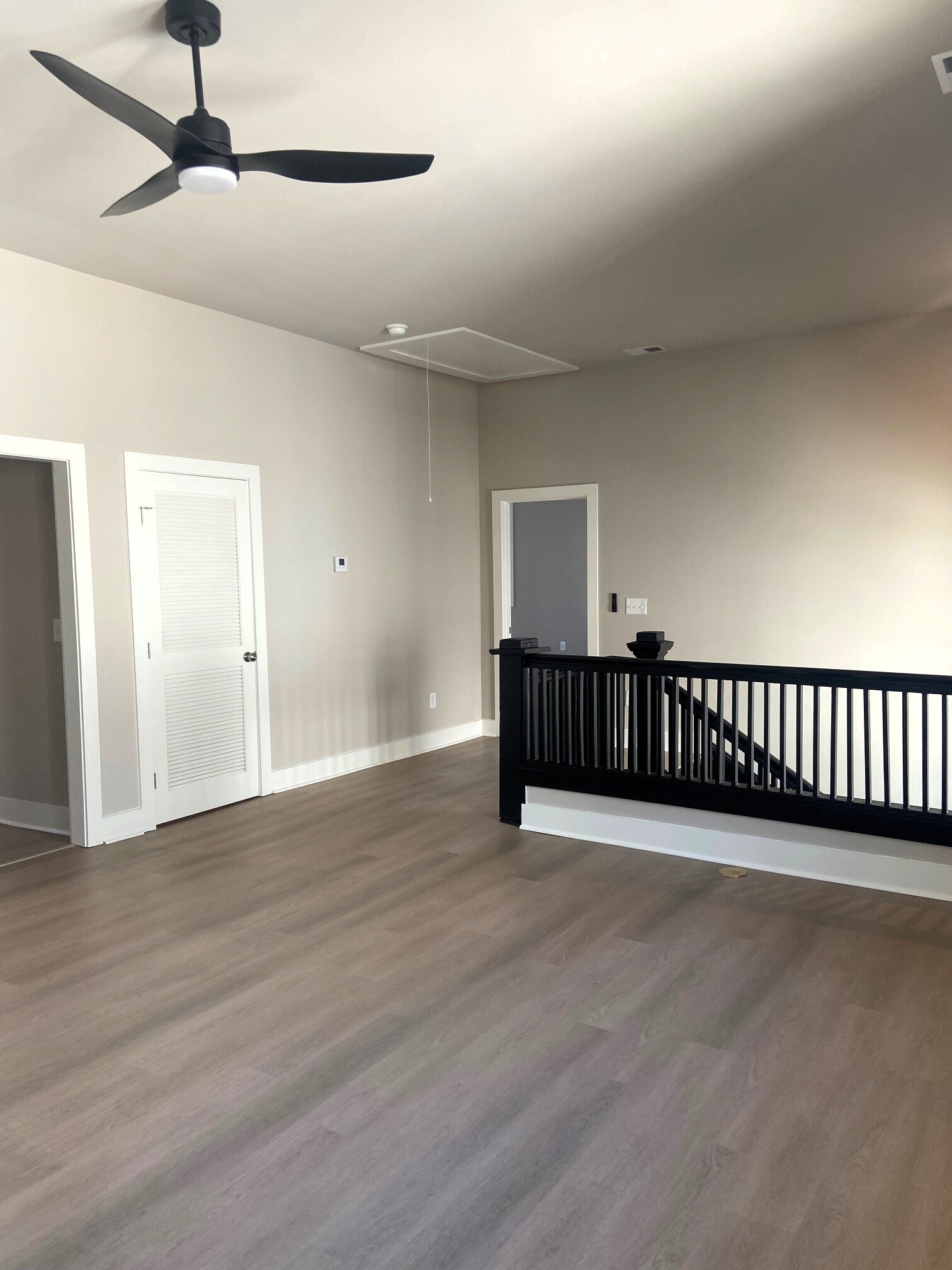 Building Photo - 1433 15th Ave S