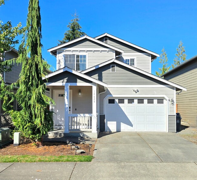 Building Photo - Marysville 4 Bedroom 2.5 Bath Home Availab...