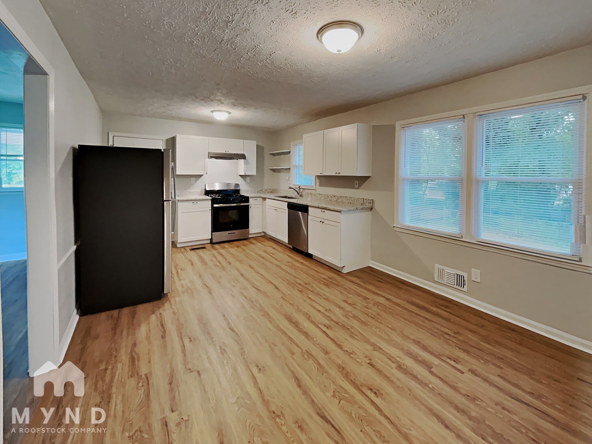 Building Photo - 1590 Bagpipe Pl
