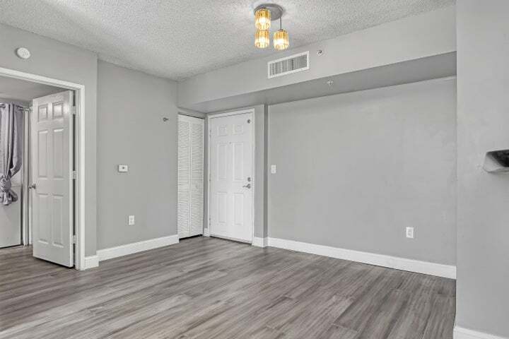 Building Photo - 651 Okeechobee Blvd