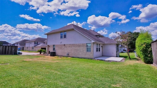 Building Photo - 2931 Meadowglen Cove