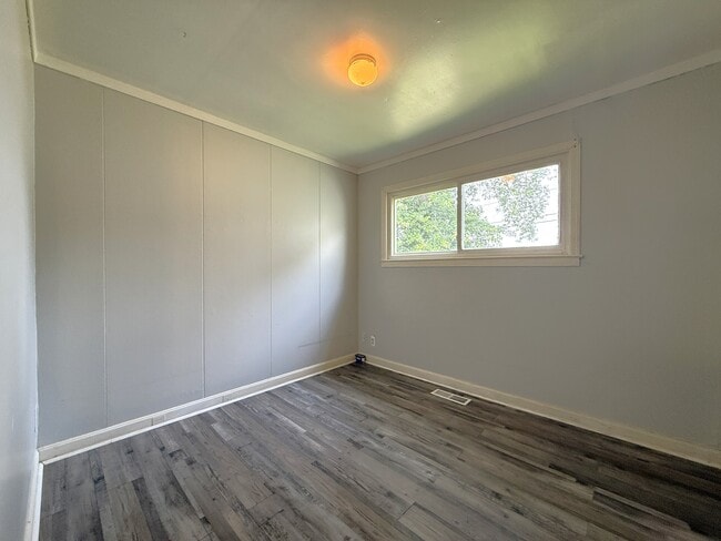 Building Photo - 15 Buck Rd