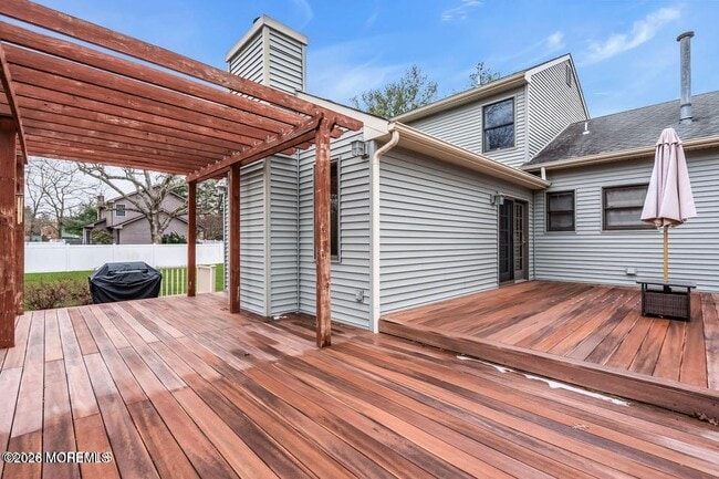 Building Photo - 1923 Whitesville Rd