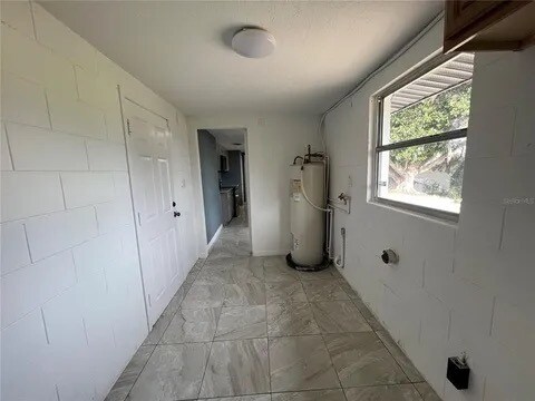 Building Photo - 2207 N Hastings St