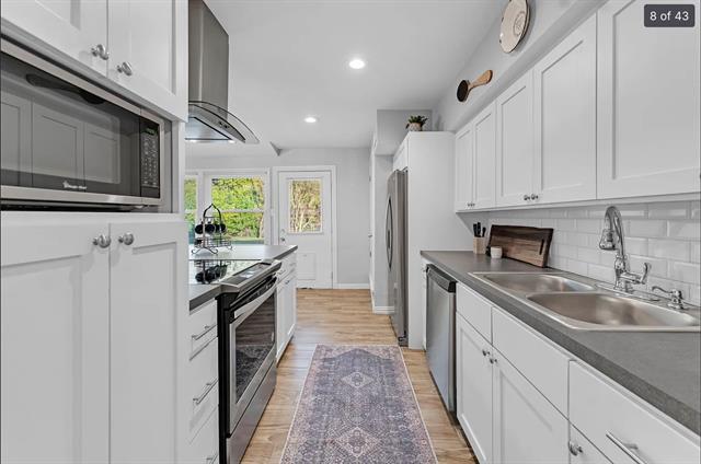 Building Photo - 13506 Castleton Dr