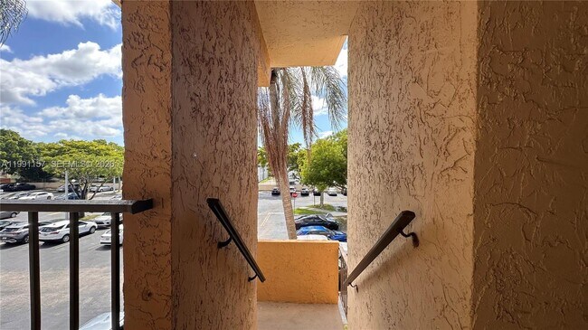 Building Photo - 8401 SW 107th Ave