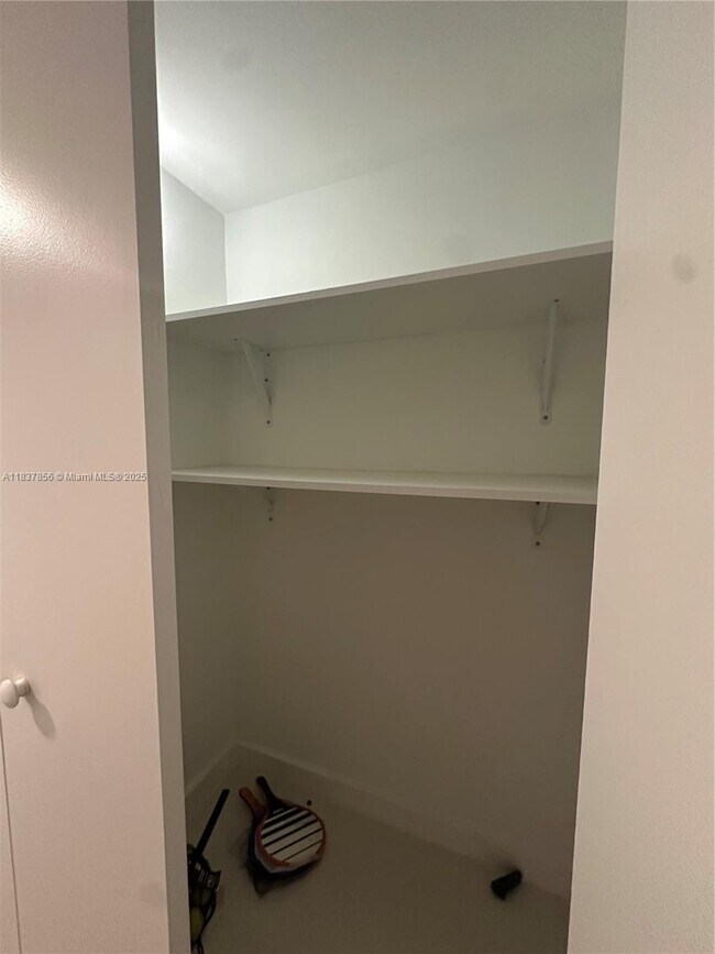 Building Photo - 5255 Collins Ave