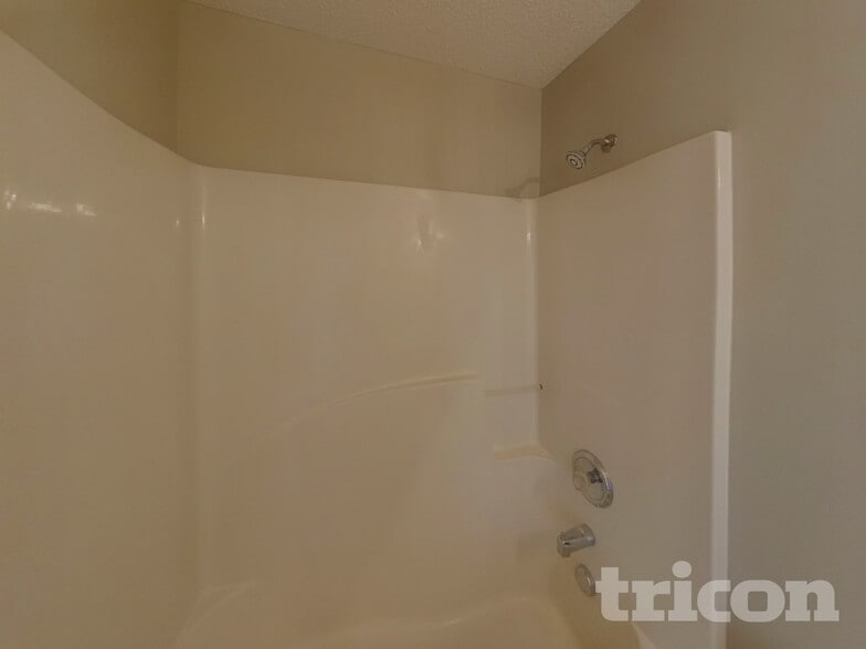 Building Photo - 6358 Olmadison Pl