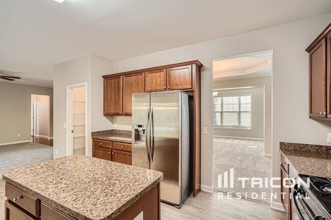 Building Photo - 3952 Margaux Dr