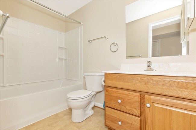 Building Photo - Wildwood Park Rental