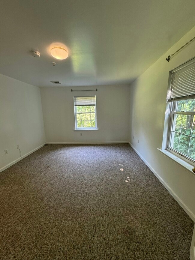 Building Photo - 507 Capitol Tr