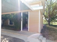 Building Photo - 7322 Oak Manor Dr