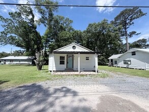 Building Photo - 1811 N Church St