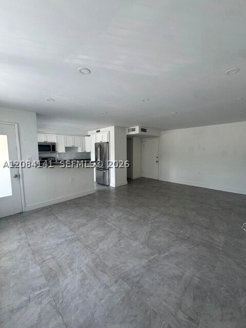 Building Photo - 1750 NE 115th St