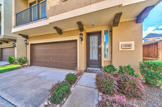 Building Photo - 12258 Oxford Cres Cir