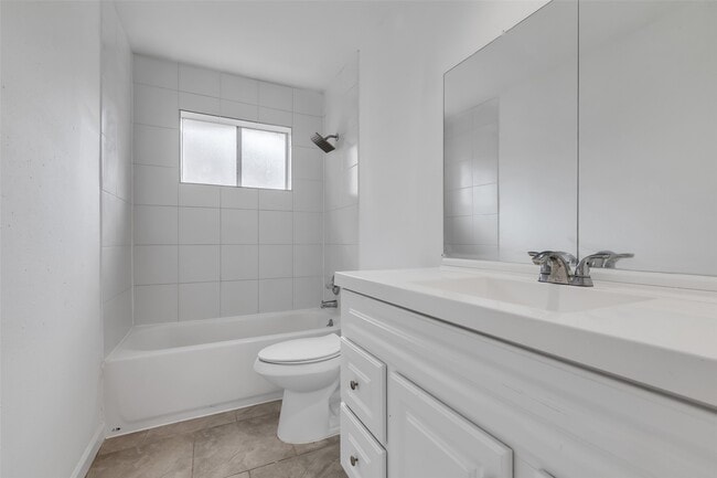 Building Photo - 4307 Eagle Fork Dr