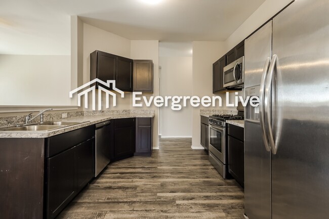 Building Photo - 10756 SW 23rd Pl