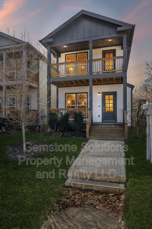Building Photo - 1609 9th Ave N