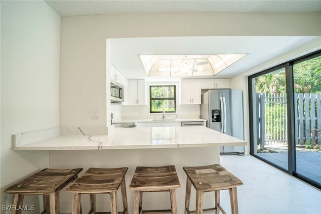 Building Photo - 17455 Overhill Dr