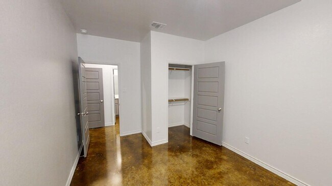 Building Photo - 206 Riptide Rd