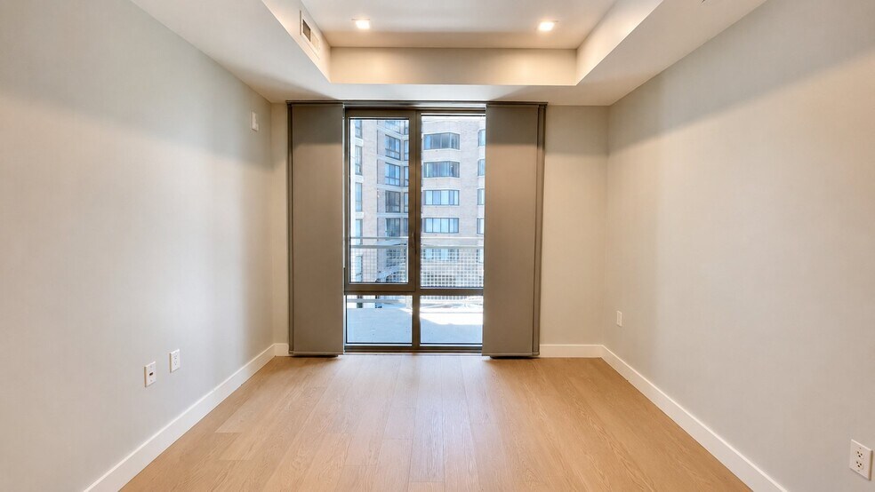 Building Photo - 1224 M St NW
