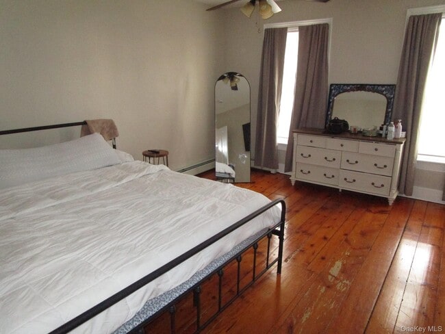 Building Photo - 114 NY-284