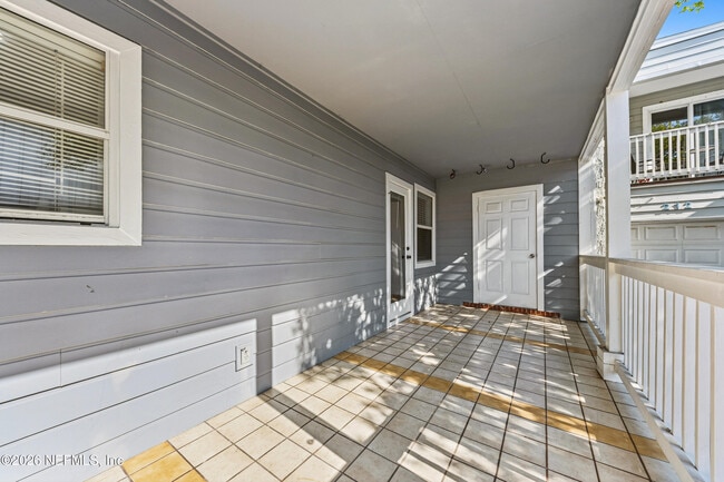 Building Photo - 214 Margaret St