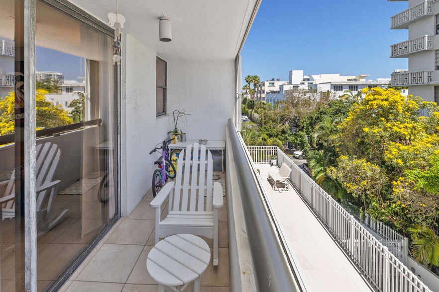 Building Photo - 1775 Washington Ave