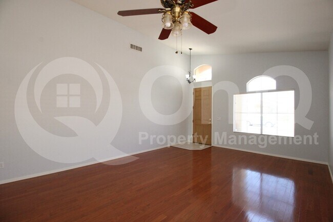 Building Photo - 5463 W Venus Way