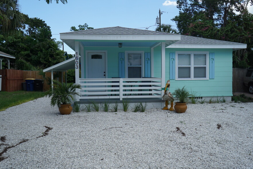 Primary Photo - 1603 N Osceola Ave