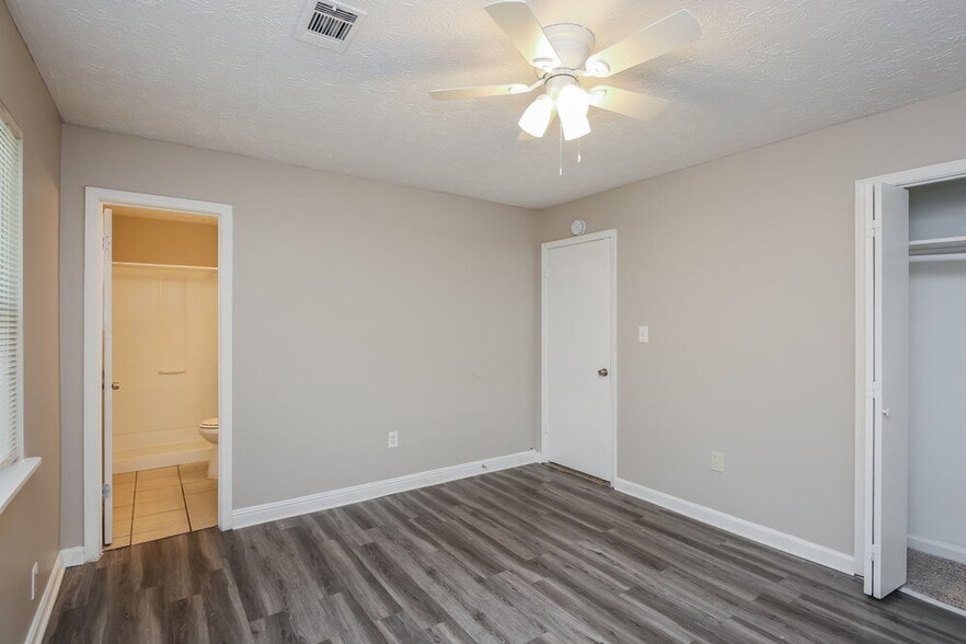 Building Photo - 5961 Garner Rd SW