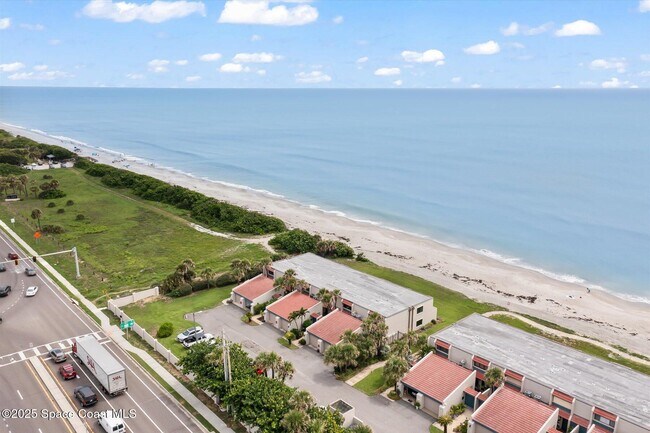 Building Photo - 109 Jimmy Buffett Mem Hwy